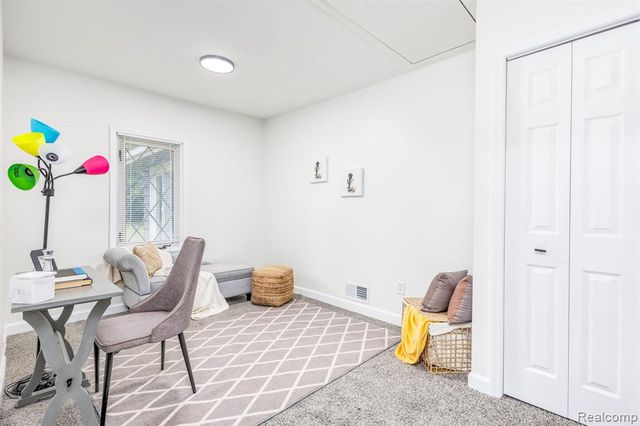 3287 Kilmer Drive, Troy, MI 48083