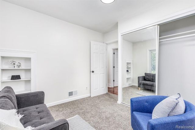 3287 Kilmer Drive, Troy, MI 48083