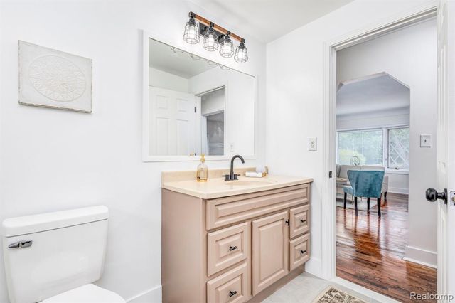 3287 Kilmer Drive, Troy, MI 48083