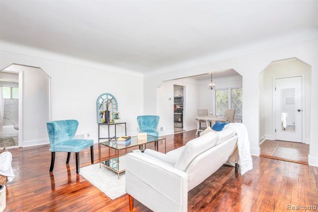 3287 Kilmer Drive, Troy, MI 48083