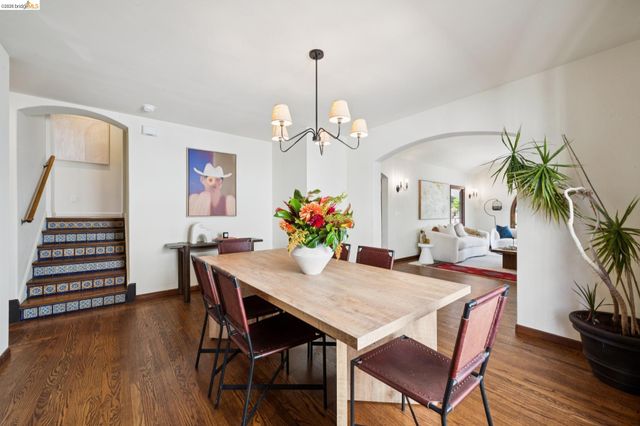 106 Sonia St, Oakland, CA 94618