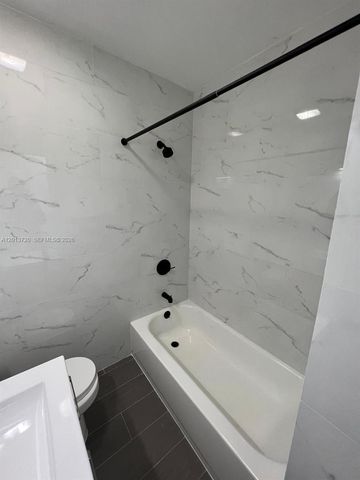 2640 NE 215th St 2640, Miami, FL 33180