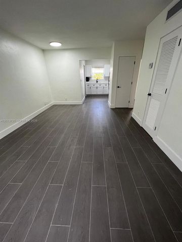 2640 NE 215th St 2640, Miami, FL 33180