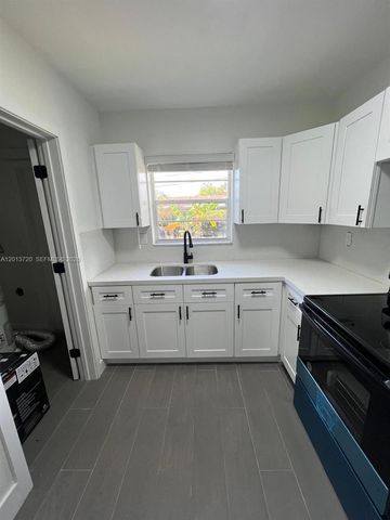 2640 NE 215th St 2640, Miami, FL 33180