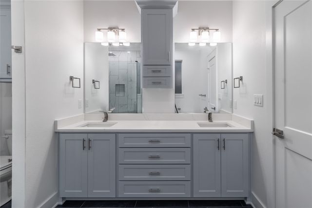 216 Pauline Street, Arp, TX 75750
