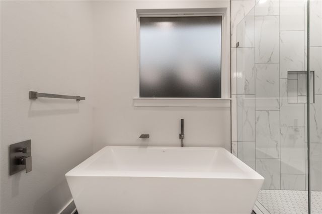 216 Pauline Street, Arp, TX 75750