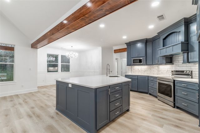 216 Pauline Street, Arp, TX 75750