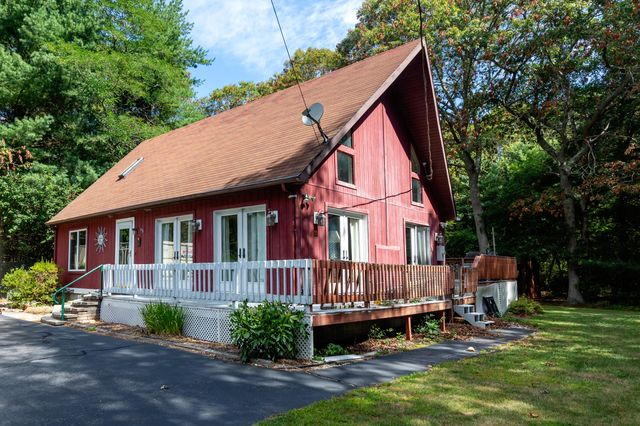 235 Main Street, Mashpee, MA 02649