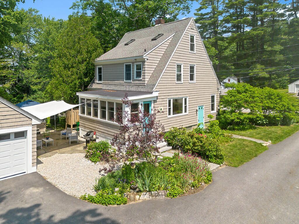 38 Johnson Road, Falmouth, ME 04105 — exterior