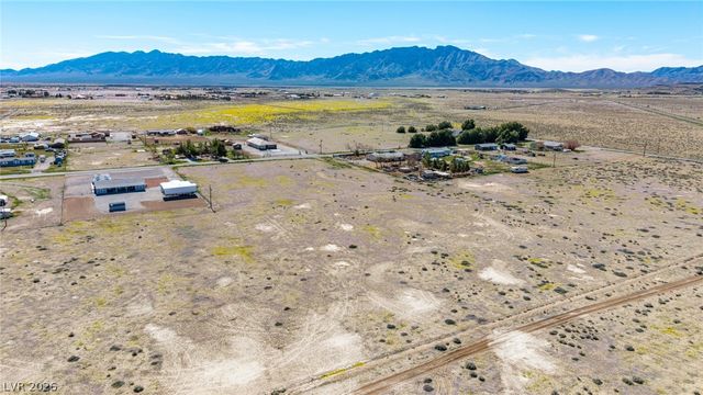 2331 West Flamingo Road, Pahrump, NV 89048