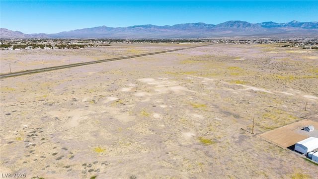 2331 West Flamingo Road, Pahrump, NV 89048