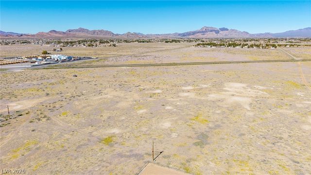 2331 West Flamingo Road, Pahrump, NV 89048