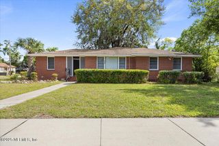 135 TALLULAH Avenue, Jacksonville, FL 32208