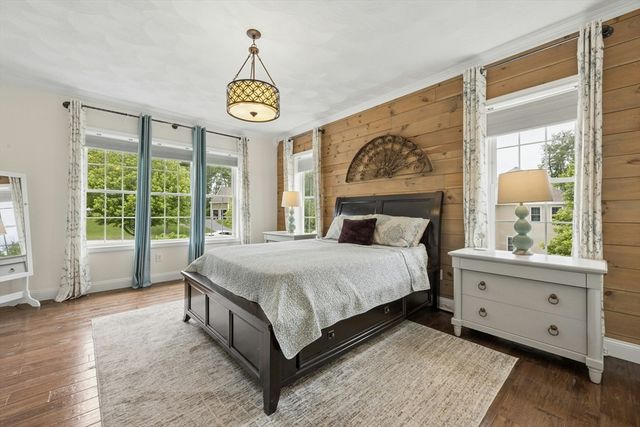 12 Forbes Rd, Hudson, MA 01749