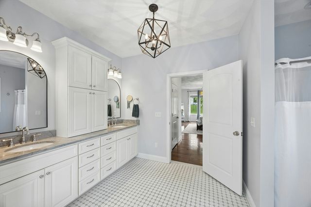 12 Forbes Rd, Hudson, MA 01749