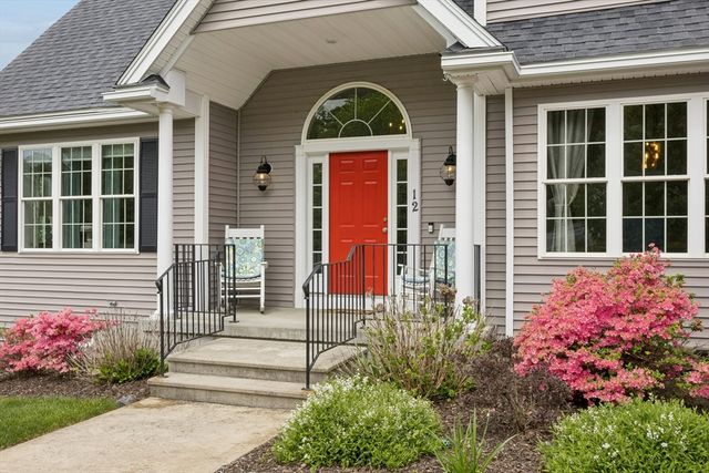 12 Forbes Rd, Hudson, MA 01749