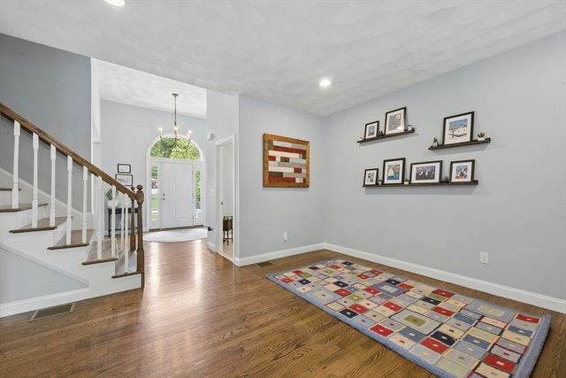 12 Forbes Rd, Hudson, MA 01749