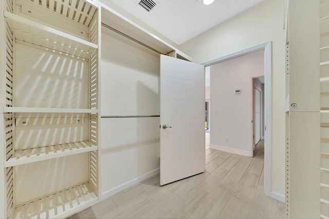 2388 E EDGEWATER Drive, Palm Beach Gardens, FL 33410