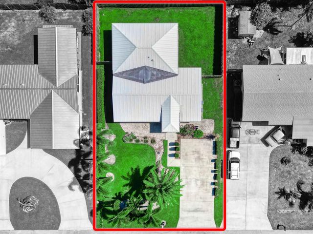 2388 E EDGEWATER Drive, Palm Beach Gardens, FL 33410