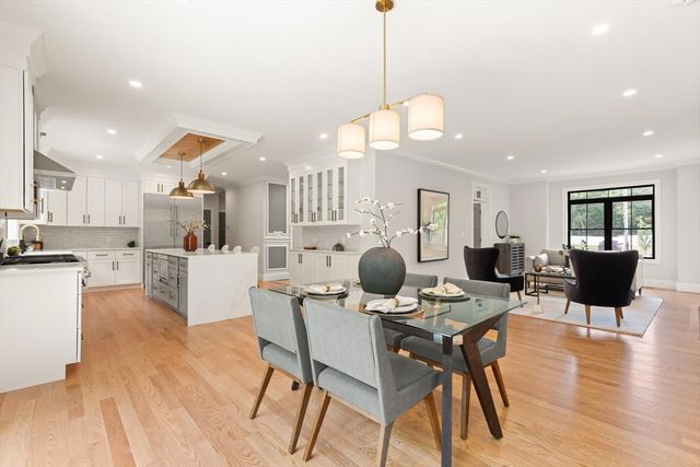 61 Lexington Street, Burlington, MA 01803