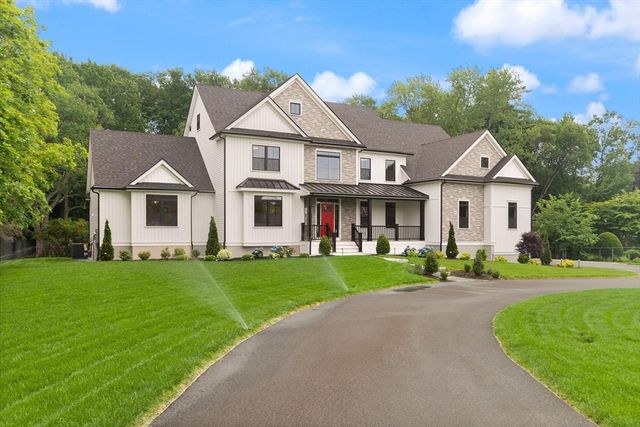 61 Lexington Street, Burlington, MA 01803