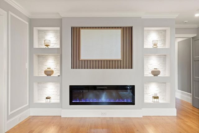 61 Lexington Street, Burlington, MA 01803