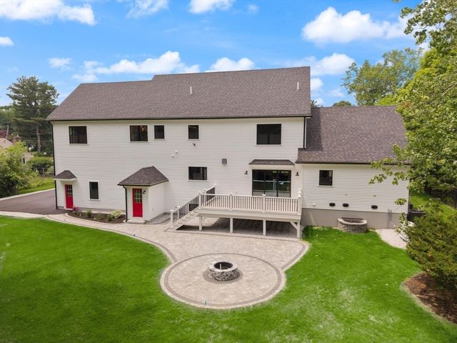 61 Lexington Street, Burlington, MA 01803