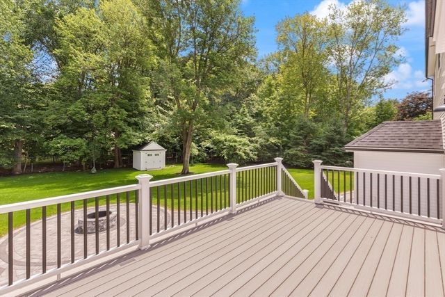 61 Lexington Street, Burlington, MA 01803