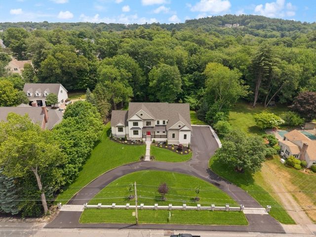 61 Lexington Street, Burlington, MA 01803
