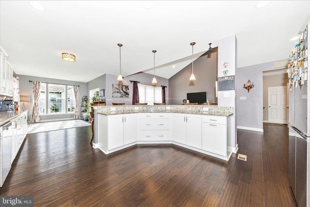 825 HOLDEN RD, Frederick, MD 21701