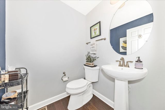 825 HOLDEN RD, Frederick, MD 21701