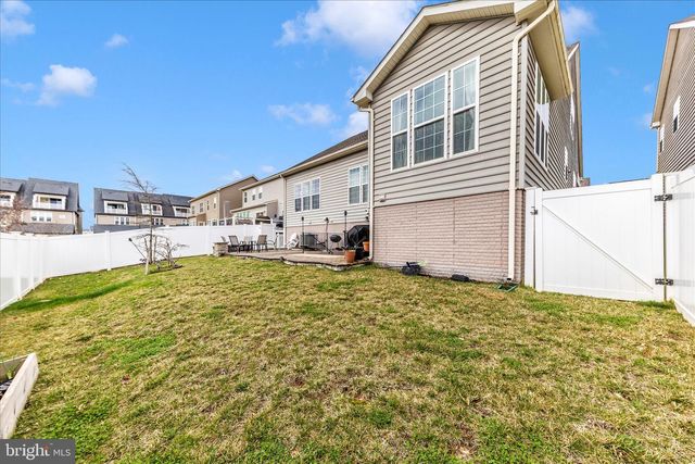 825 HOLDEN RD, Frederick, MD 21701