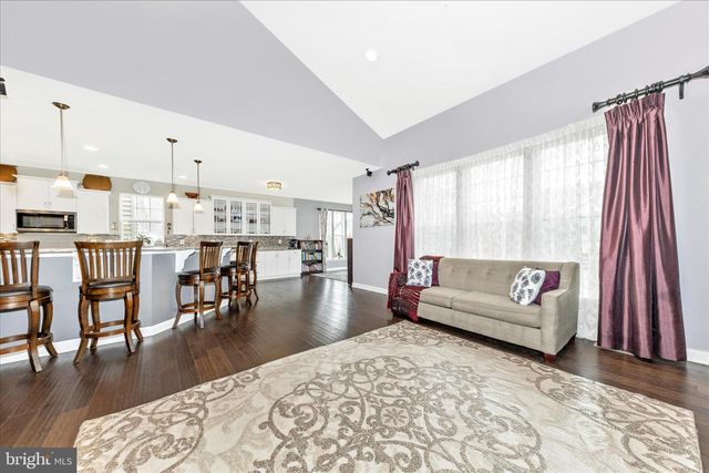 825 HOLDEN RD, Frederick, MD 21701