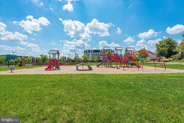 825 HOLDEN RD, Frederick, MD 21701