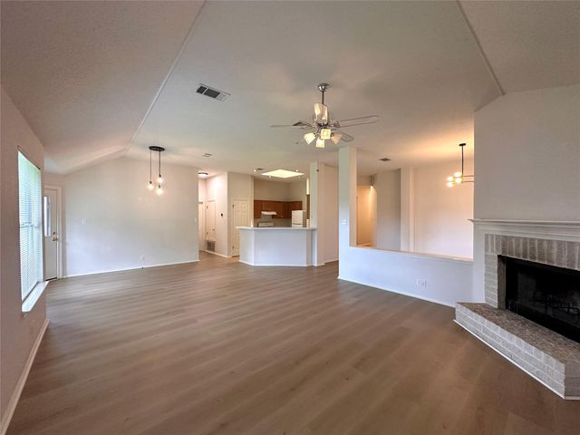 6708 Bancroft Woods DR, Austin, TX 78729