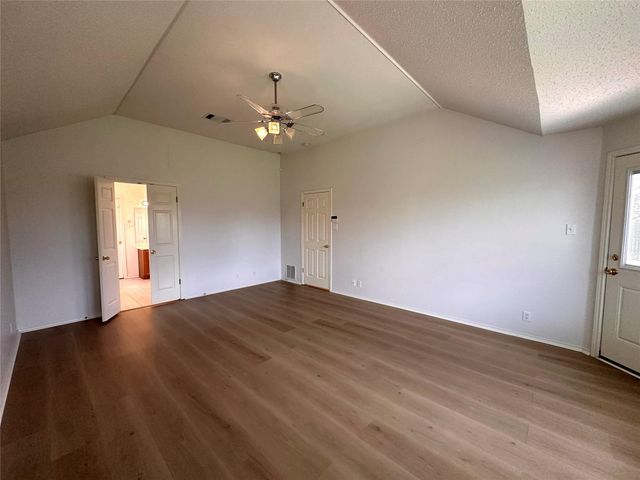 6708 Bancroft Woods DR, Austin, TX 78729