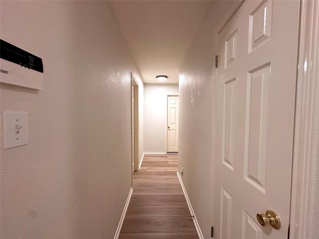 6708 Bancroft Woods DR, Austin, TX 78729
