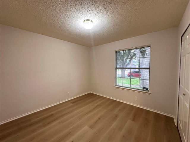 6708 Bancroft Woods DR, Austin, TX 78729