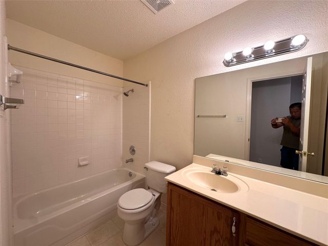 6708 Bancroft Woods DR, Austin, TX 78729