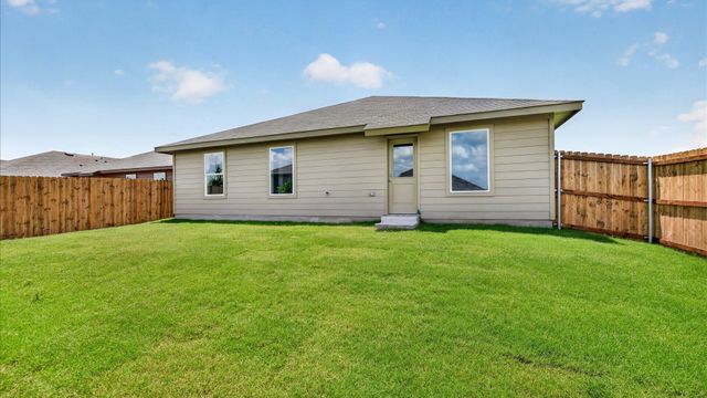 2240 BAKERSFIELD Drive, Fort Worth, TX 76036