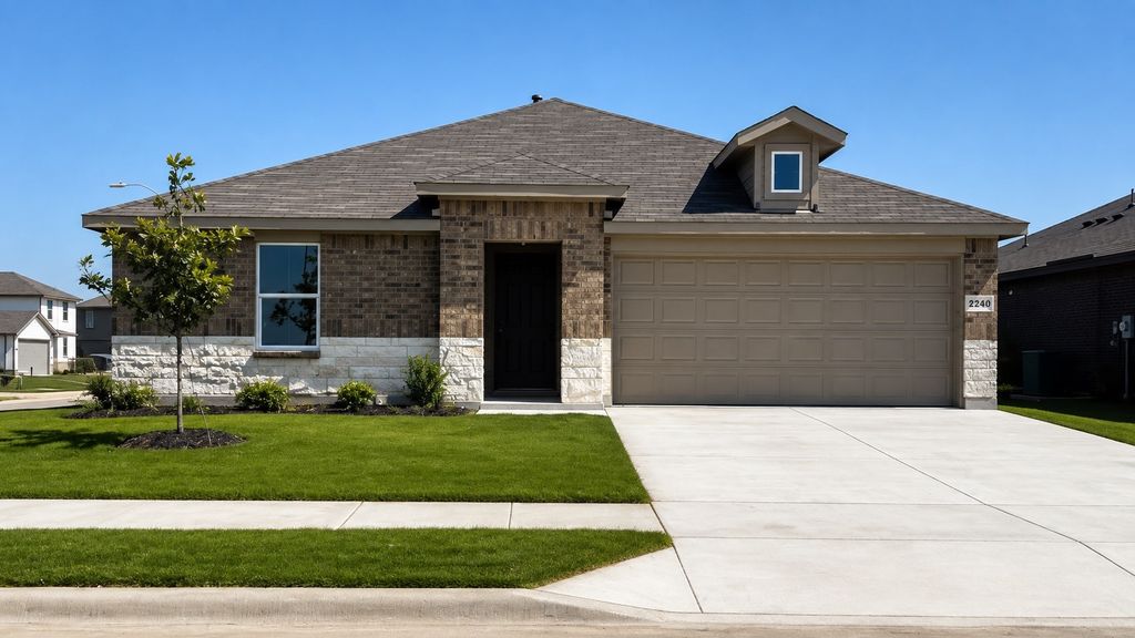 2240 BAKERSFIELD Drive, Fort Worth, TX 76036