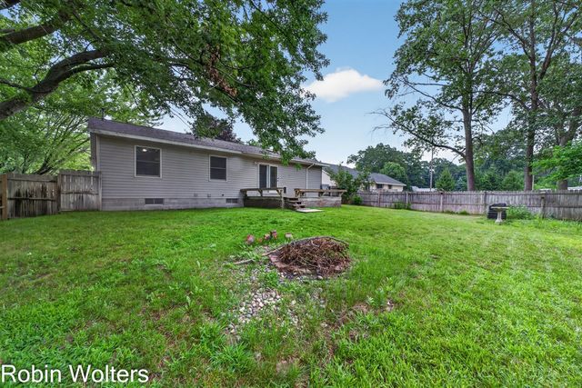 1969 Francis Avenue, Muskegon, MI 49442