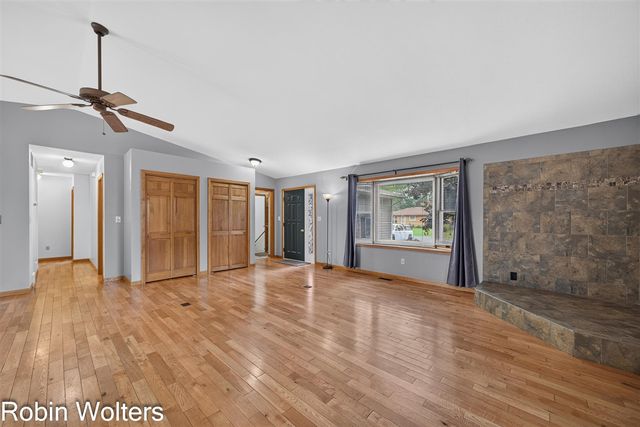 1969 Francis Avenue, Muskegon, MI 49442