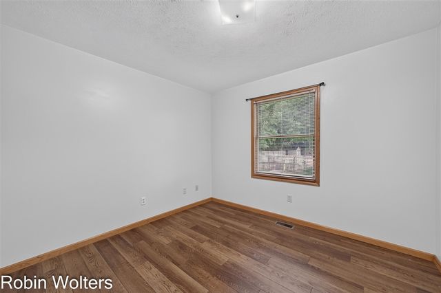 1969 Francis Avenue, Muskegon, MI 49442