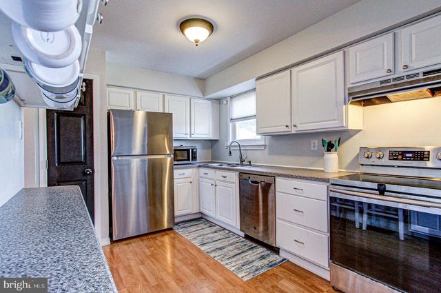 2810 TRUMAN DR, Hatfield, PA 19440