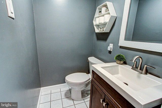 2810 TRUMAN DR, Hatfield, PA 19440