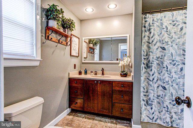 2810 TRUMAN DR, Hatfield, PA 19440