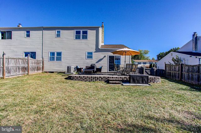 2810 TRUMAN DR, Hatfield, PA 19440