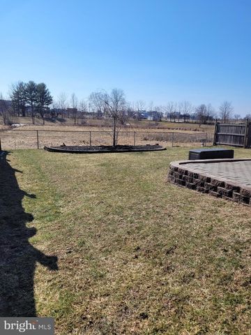 2810 TRUMAN DR, Hatfield, PA 19440