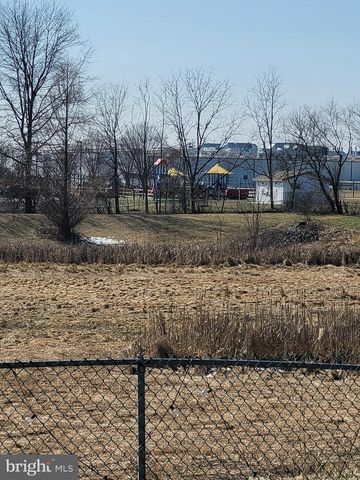 2810 TRUMAN DR, Hatfield, PA 19440